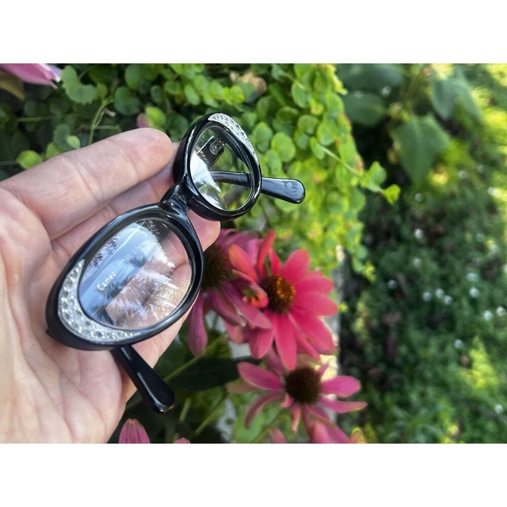 Vintage 1960s Cameo Black Rhinestone Cat Eye Eyeglass Frames USA 46/20 5½